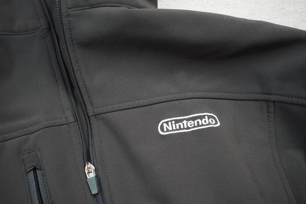Nintendo Employee Jacket Men Large Black Softshell Full Zip Fleece Tri-Mountain